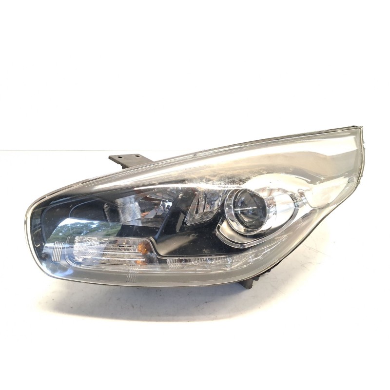 Recambio de faro izquierdo para kia carens iv 1.7 crdi referencia OEM IAM 92101A4140  