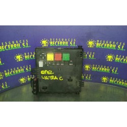 Recambio de caja reles / fusibles para opel vectra c berlina elegance referencia OEM IAM 13125489 519033104 