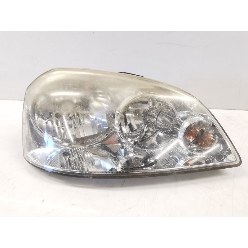 Right headlight Chevrolet Nubira station wagon | Becerril Scrap Yard