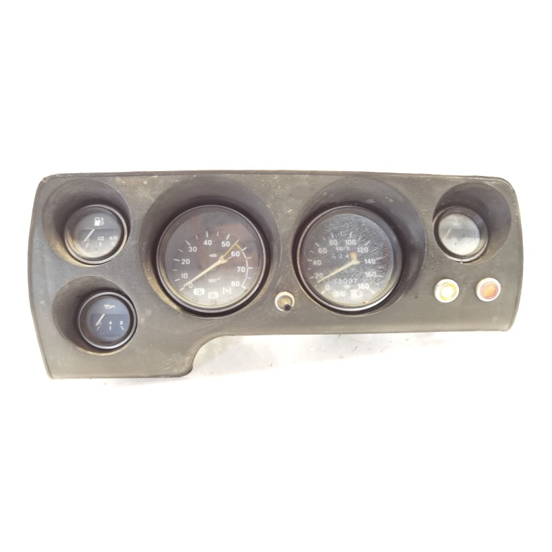 Instrument cluster Lada Niva todo terreno, cerrada (2121, 2131) | Becerril Scrap Yard