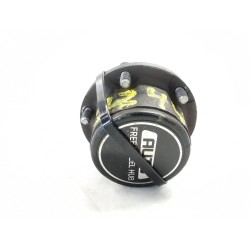 Locking hubs SANTANA 300 todo terreno, abierta | Becerril Scrap Yard