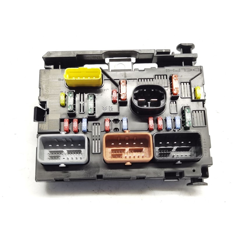 قطعة غيار BSM (Boîtier de Servitude Moteur) Peugeot 207/207+ (WA_, WC_) | Desguace Becerril