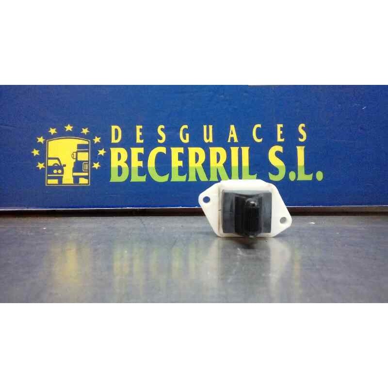 Recambio de mando elevalunas trasero derecho para mg rover serie 45 (rt) classic (4-ptas.) referencia OEM IAM Recambio de mando elevalunas trasero derecho para mg rover serie 45 (rt) classic (4-ptas.) referencia OEM IAM
