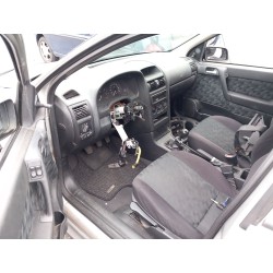 Parts breakdown for Opel astra g hatchback (T98) 1.6 (F08, F48) Petrol of the year 2001 with engine Z 16 SE