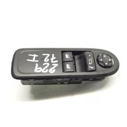 Mando elevalunas delantero izquierdo citroen C3 II (SC_) oem 96647495XT