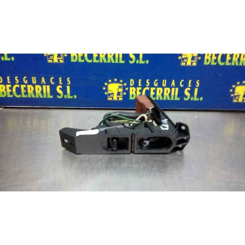 Recambio de mando elevalunas trasero izquierdo para mg rover serie 45 (rt) classic (4-ptas.) referencia OEM IAM YUF101202704  