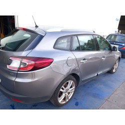 Détail des pièces pour Renault megane III grandtour (KZ0/1) 1.9 dCi (KZ0J, KZ0N, KZ1S) Diesel de l'année 2010 avec le moteur F9Q 872