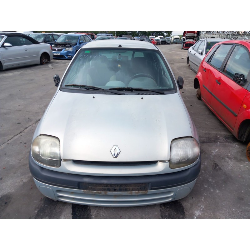 Détail des pièces pour Renault clio II (BB_, CB_) 1.9 D (B/CB0E, BB0J) Diesel de l'année 2000 avec le moteur F8Q K6
