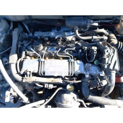 تفكيك Toyota corolla (_E12_) 2.0 D-4D (CDE120R_, CDE120L_) Diesel من عام 2007 بمحرك 1CD-FTV