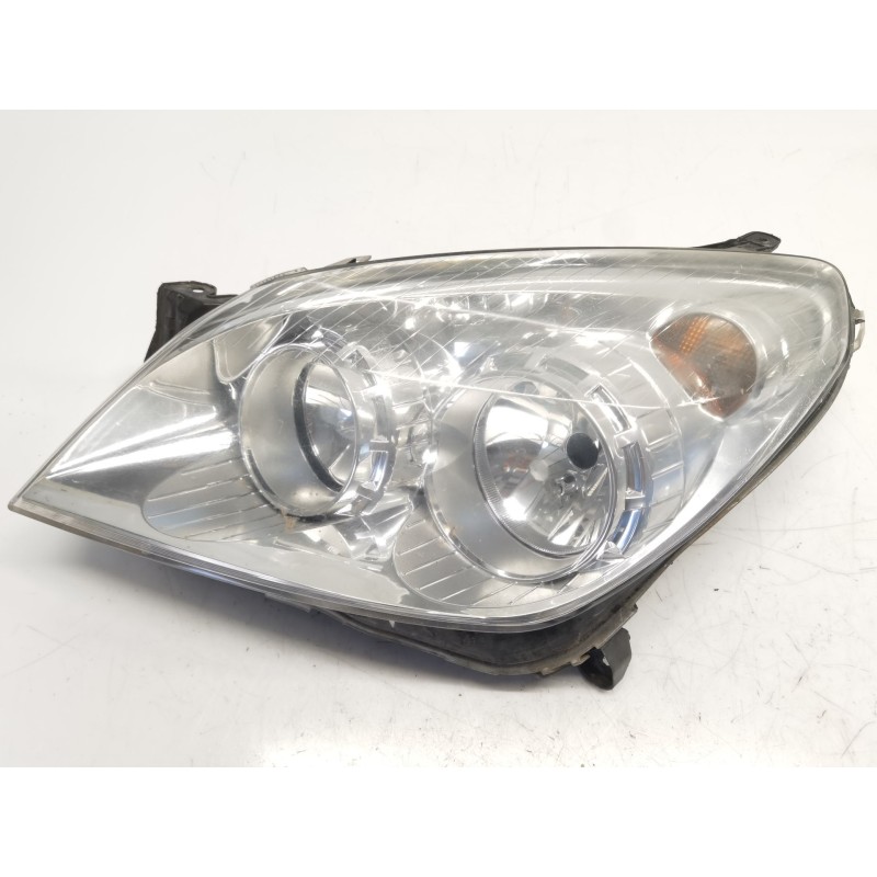 Left headlight Opel Astra h (A04) | Becerril Scrap Yard