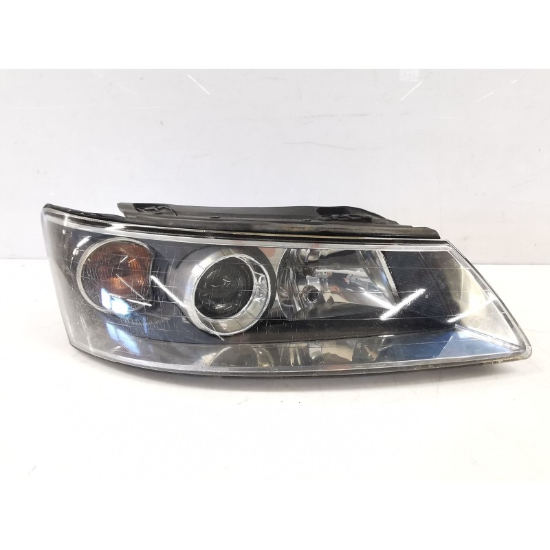 Recambio de faro derecho para hyundai sonata v (nf) 2.0 crdi referencia OEM IAM   