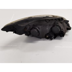Right headlight KIA Cee'D hatchback (ed) | Becerril Scrap Yard