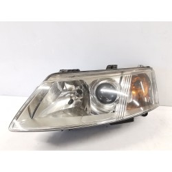 Left headlight Saab 9-3 station wagon (E50) | Becerril Scrap Yard