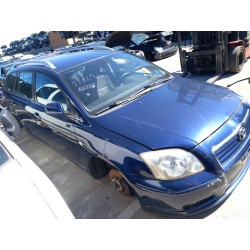 toyota avensis station wagon (_t25_) del año 2005