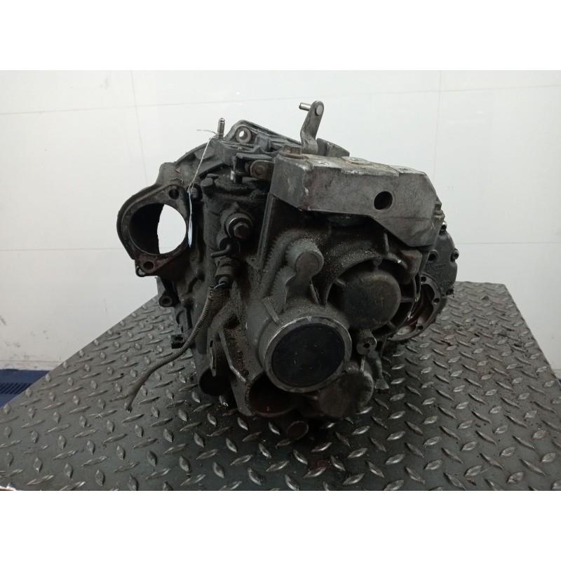 Gearbox Volkswagen Passat B6 (3C2) | Becerril Scrap Yard