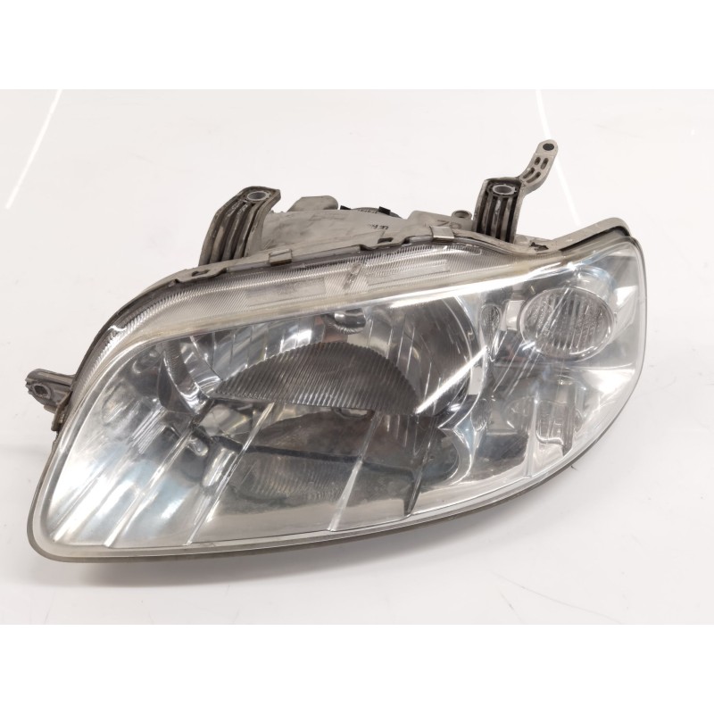 Left headlight DAEWOO Kalos Sedán (klas) | Becerril Scrap Yard