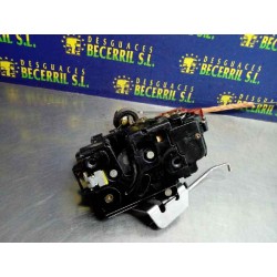 Recambio de cerradura puerta trasera derecha para audi a4 avant (8e) 2.5 tdi (114kw) referencia OEM IAM   