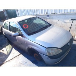 opel corsa c (x01) del año 2002