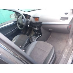 opel astra h (a04) del año 2009