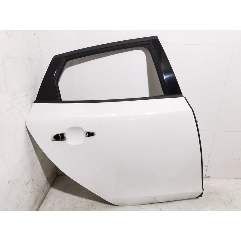 Right rear door Volvo V40 hatchback (525) | Becerril Scrap Yard