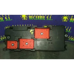 Recambio de caja reles / fusibles para opel vectra c berlina comfort referencia OEM IAM 13144709 519066021 