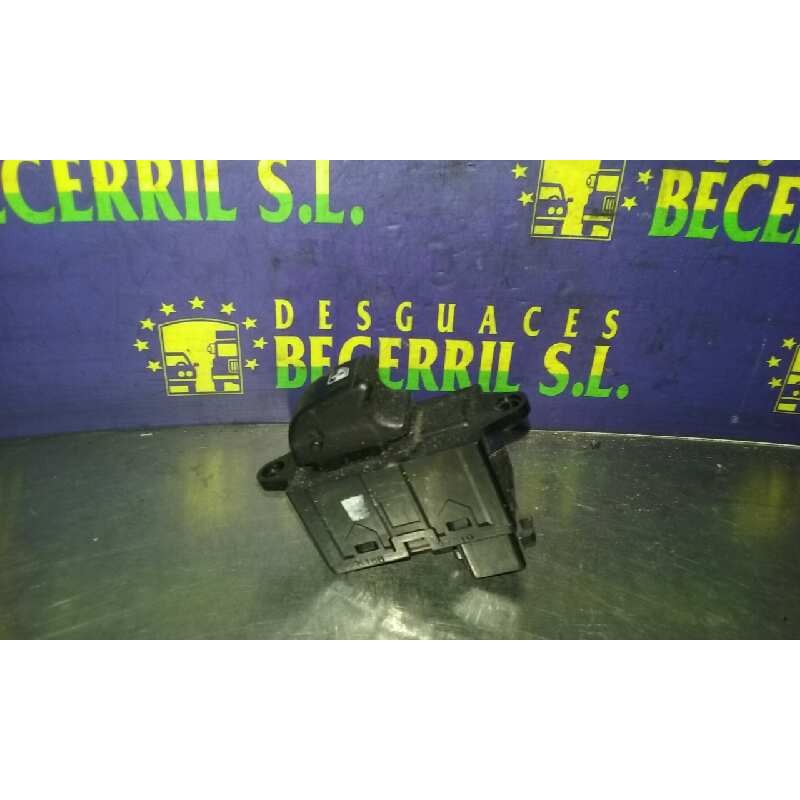 Recambio de mando elevalunas trasero izquierdo para chevrolet tacuma se referencia OEM IAM 96190777  