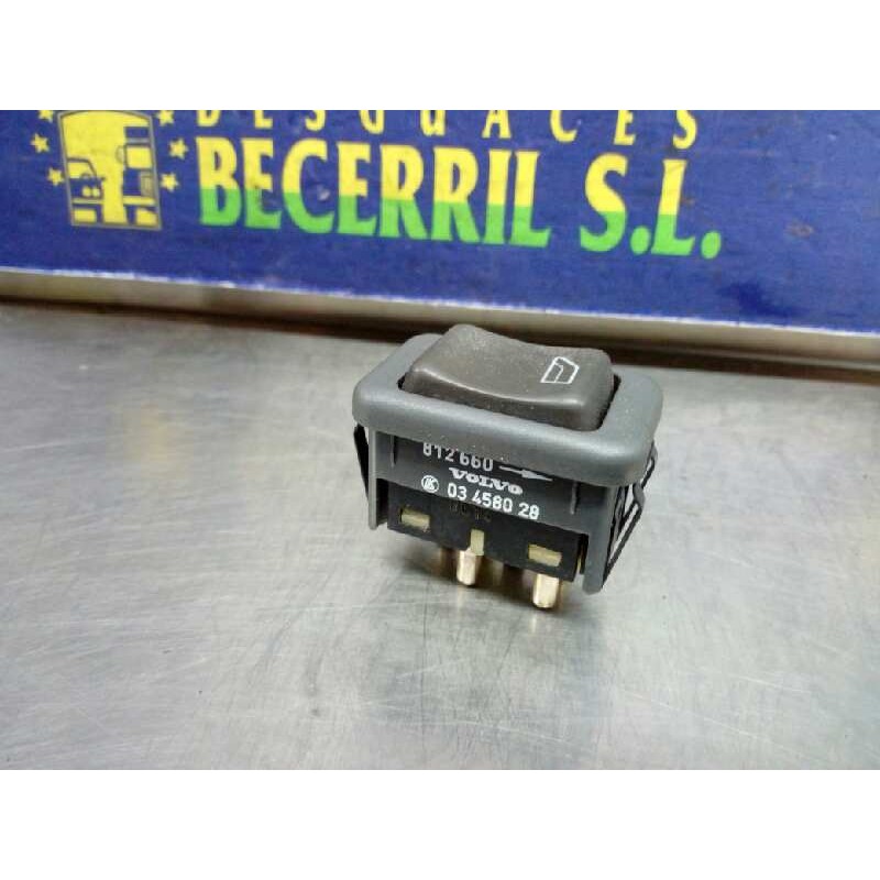 Recambio de mando elevalunas trasero derecho para volvo v40 familiar 1.8 16v referencia OEM IAM Recambio de mando elevalunas trasero derecho para volvo v40 familiar 1.8 16v referencia OEM IAM