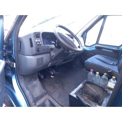 peugeot boxer autobús (230p) del año 2001