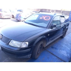 تفكيك Volkswagen passat B5 (3B2) 1.8 Gasolina من عام 2012 بمحرك ADR,APT,ARG
