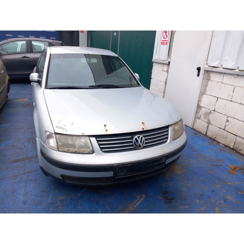 Détail des pièces pour Volkswagen passat B5 (3B2) 1.9 TDI Diesel de l'année 2000 avec le moteur ATJ,AJM