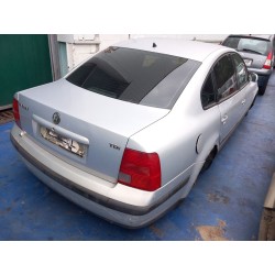 Détail des pièces pour Volkswagen passat B5 (3B2) 1.9 TDI Diesel de l'année 2000 avec le moteur ATJ,AJM
