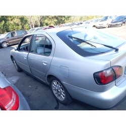 Aufschlüsselung der Teile für Nissan primera hatchback (P11) 2.0 TD Diesel aus dem Jahr 2000 mit Motor CD20T