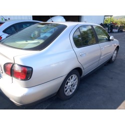 Aufschlüsselung der Teile für Nissan primera hatchback (P11) 2.0 TD Diesel aus dem Jahr 2000 mit Motor CD20T