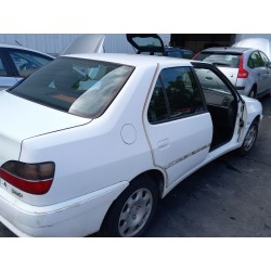 Détail des pièces pour Peugeot 306 (7B, N3, N5) 1.9 D Diesel de l'année 2000 avec le moteur WJZ (DW8)