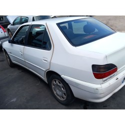 Détail des pièces pour Peugeot 306 (7B, N3, N5) 1.9 D Diesel de l'année 2000 avec le moteur WJZ (DW8)
