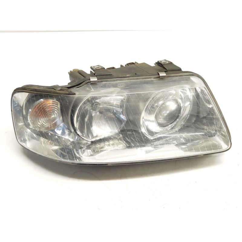 Recambio de faro derecho para audi a3 (8l1) 1.9 tdi referencia OEM IAM 8L0941004AF  