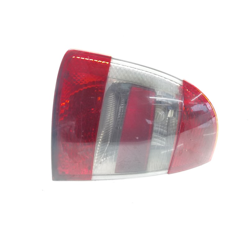 Left rear taillight Skoda Superb I (3U4) | Becerril Scrap Yard