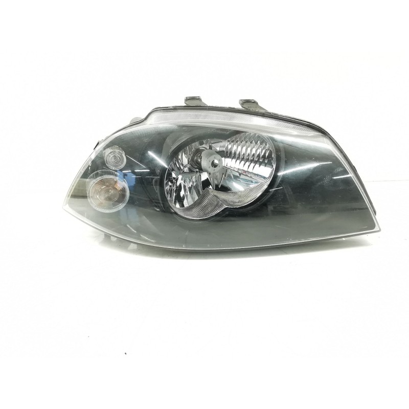 Right headlight Seat Ibiza III (6L1) | Becerril Scrap Yard