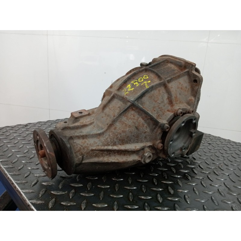 Recambio de diferencial trasero para ssangyong rodius i 2.7 xdi 4wd referencia OEM IAM R1513510405  