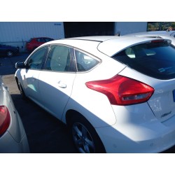 ford focus iii sedán del año 2015
