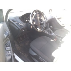 ford focus iii sedán del año 2015