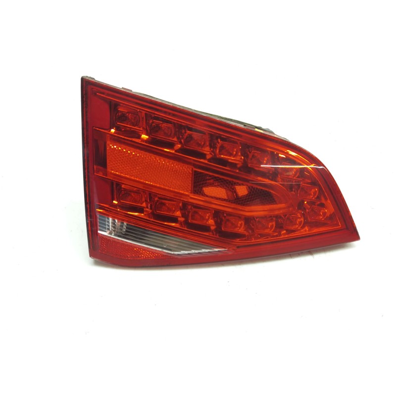 Left central rear light Audi A4 B8 (8K2) | Becerril Scrap Yard