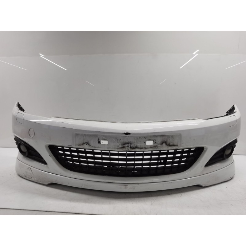 Front bumper Opel Astra h gtc (A04) | Becerril Scrap Yard