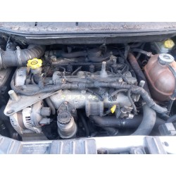 تفكيك Chrysler voyager IV (rg, rs) 2.8 CRD Diesel من عام 2012 بمحرك ENR