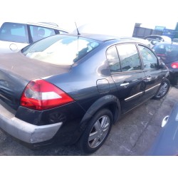 renault megane ii sedán (lm0/1_) del año 2004
