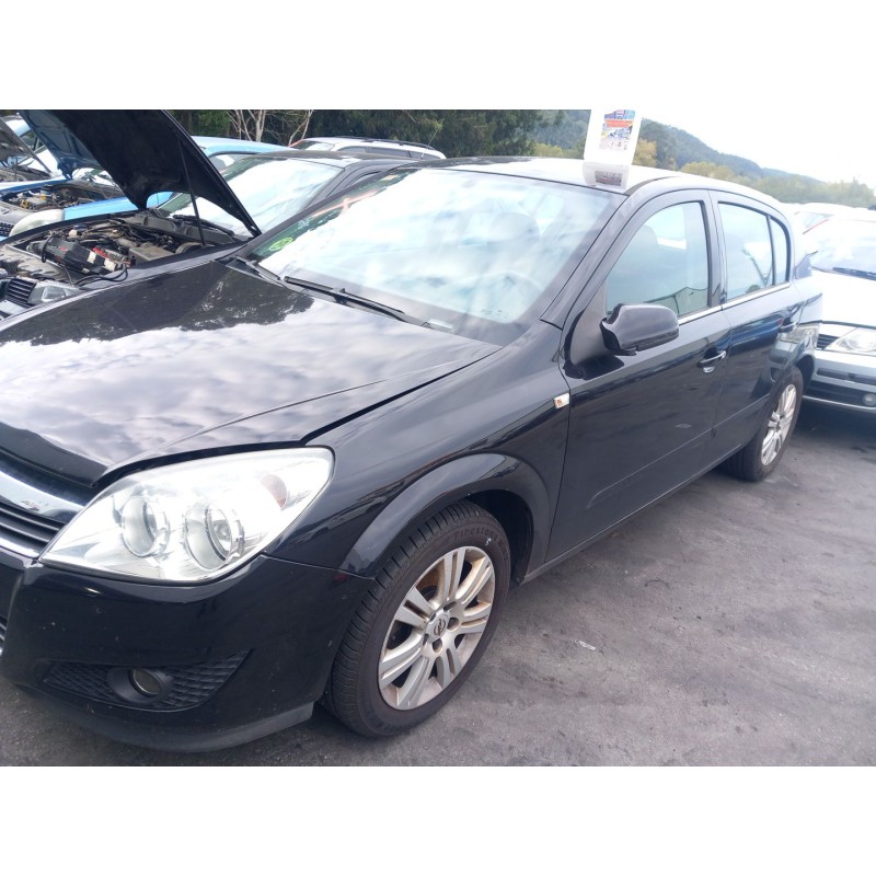 opel astra h (a04) del año 2009