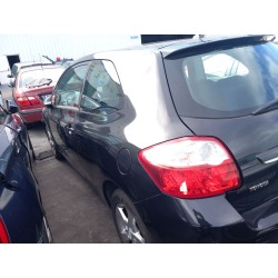 تفكيك Toyota auris (_E15_) 1.4 D-4D (NDE150_) Diesel من عام 2010 بمحرك 1ND-TV