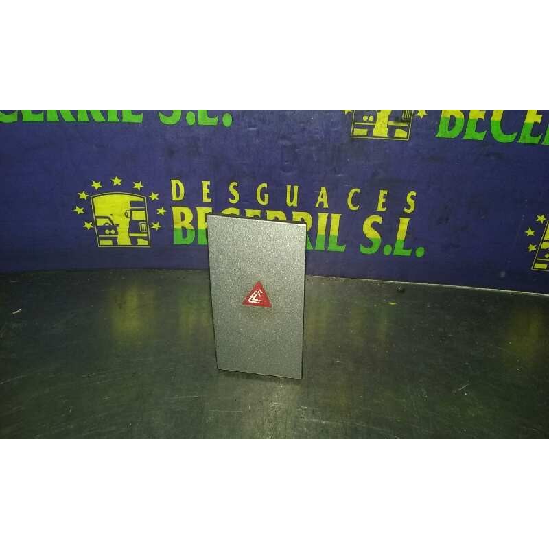 Recambio de warning para opel vectra c berlina comfort referencia OEM IAM 13138255 1773 13549909 Recambio de warning para opel vectra c berlina comfort referencia OEM IAM 13138255 1773 13549909
