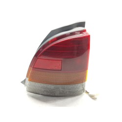 المصباح الخلفي الأيمن toyota starlet (_P9_) oem 8155010320