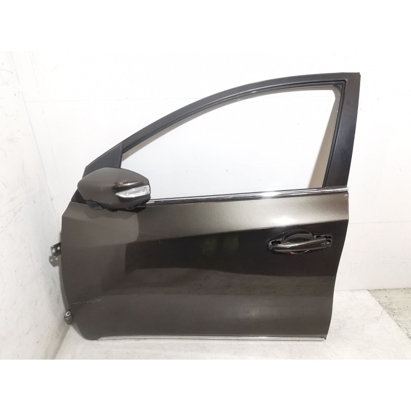 باب الأمام الأيسر Nissan Pulsar hatchback (C13) | Desguace Becerril